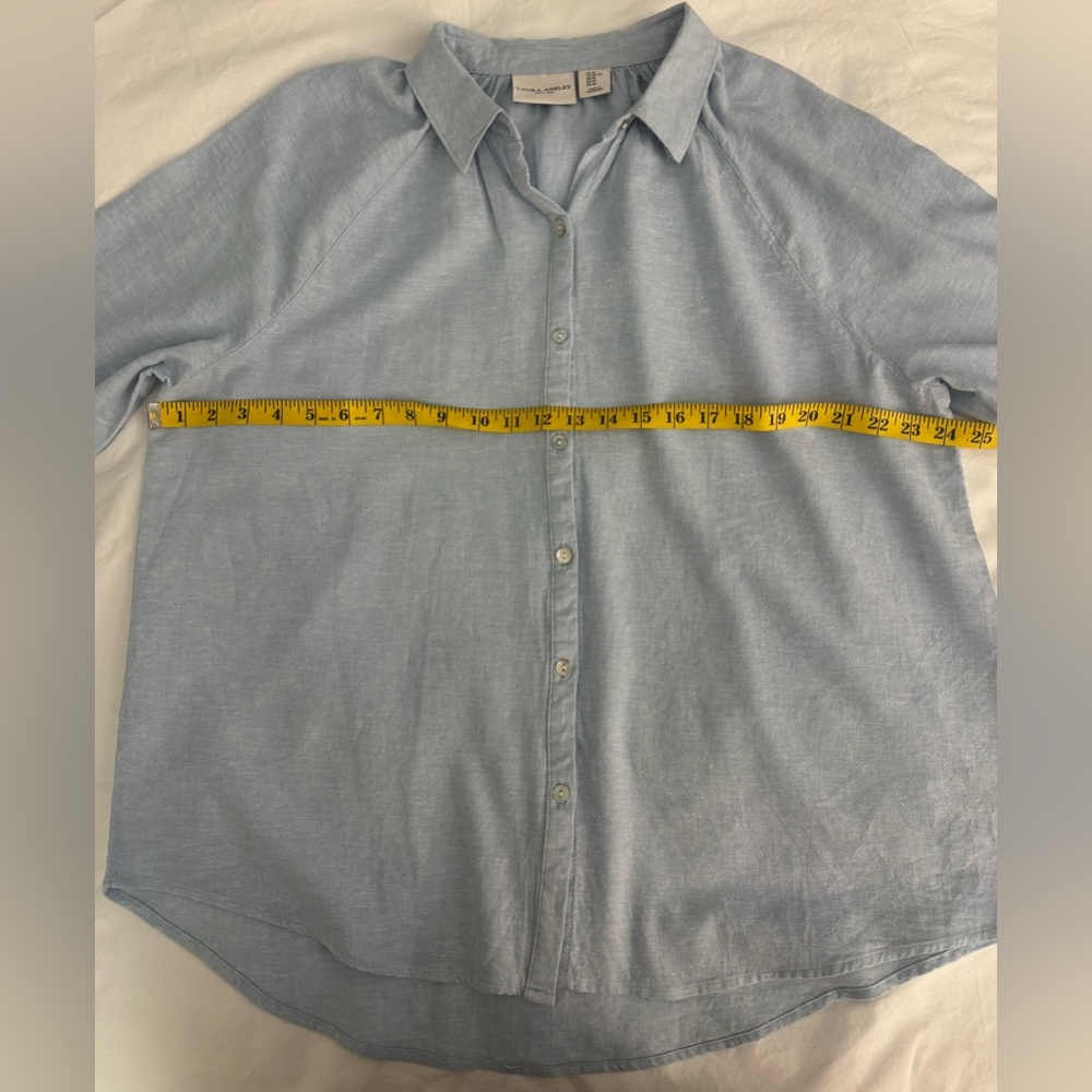 EUC Laura Ashley Button-Up Shirt Womens XL Blue Linen Blend Long Sleeve Casual - Picture 10 of 11